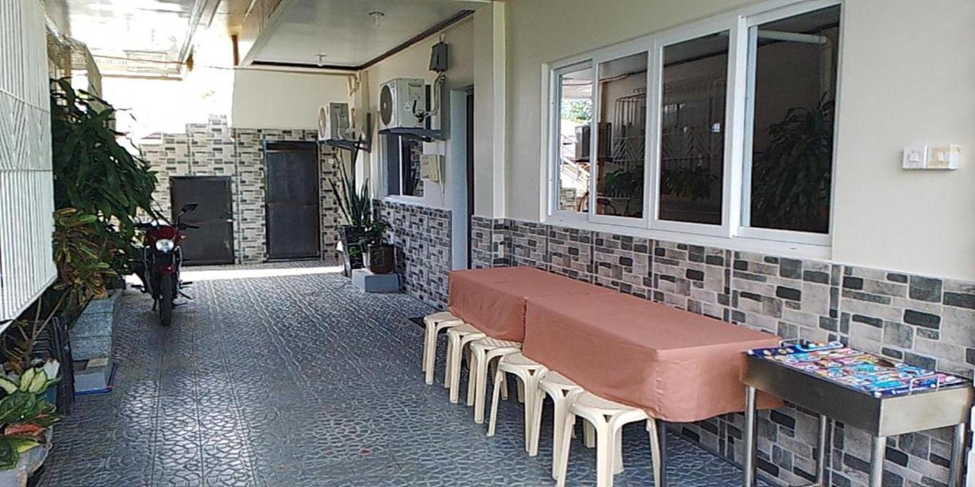 Fnt Transient House Near Hundred Islands Hotel อลามินอส ภายนอก รูปภาพ